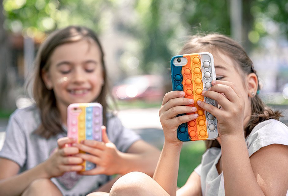Médias sociaux et smartphones Smartphones et médias sociaux
