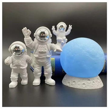 Figurines Décoratives d\'Astronautes avec Lampe Lune - Argentée / Bleue