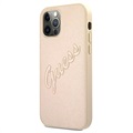 Coque iPhone 12/12 Pro Guess Saffiano Vintage Script - Doré