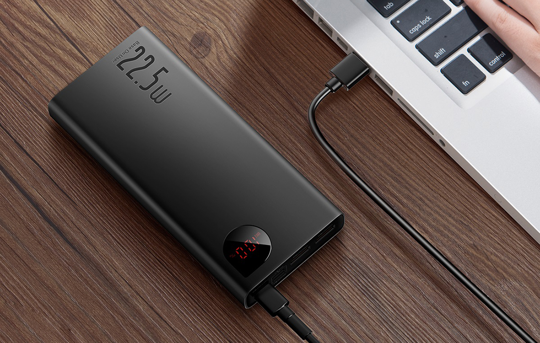 Baseus Adaman Metal Digital Display Power Bank 10000mAh avec câble USB-C - Noir