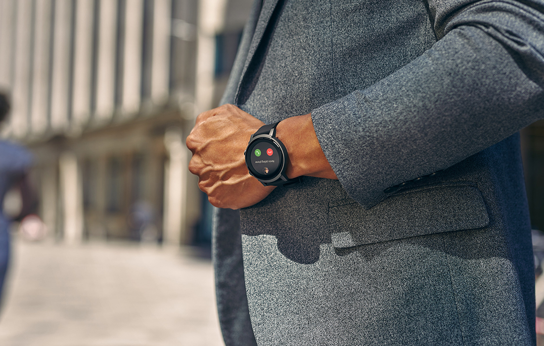Mobvoi TicWatch E3 Smartwatch avec GPS, Bluetooth 5.0 - Noir panthère