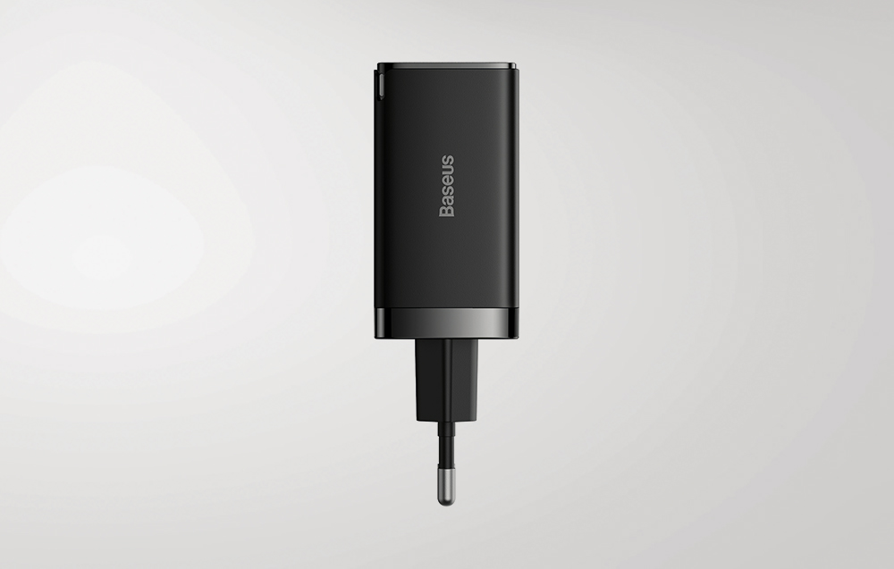 Baseus GaN5 Pro 65W Wall Charger - 2xUSB-C, USB-A - Noir