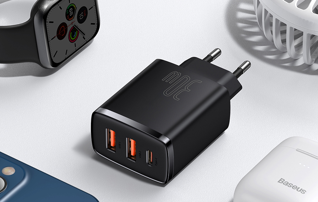 Chargeur Rapide Baseus Compact  30W - USB-C PD, 2xUSB - Noir